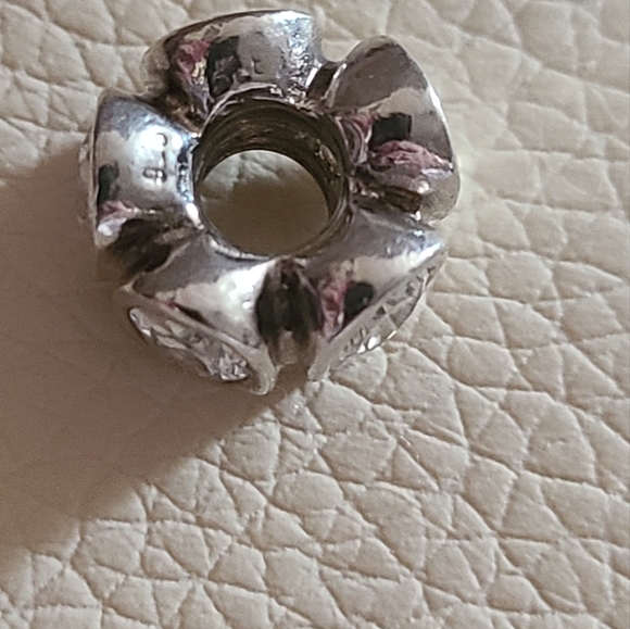 Authentic pandora lights clear bead - Picture 5 of 6